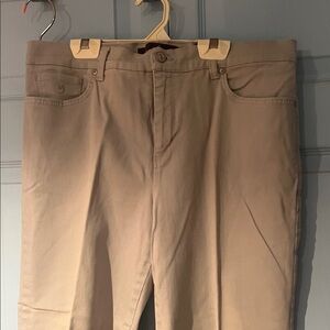 Gloria Vanderbilt women’s Khaki jeans